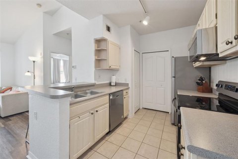 Condominio en venta en Orlando, Florida, 1 dormitorio, 62.43 m2 № 2200959 - foto 11