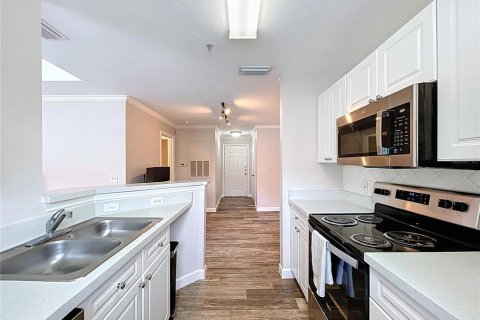 Condominio en venta en Tampa, Florida, 1 dormitorio, 68 m2 № 1679195 - foto 8