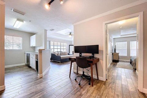 Condominio en venta en Tampa, Florida, 1 dormitorio, 68 m2 № 1679195 - foto 7