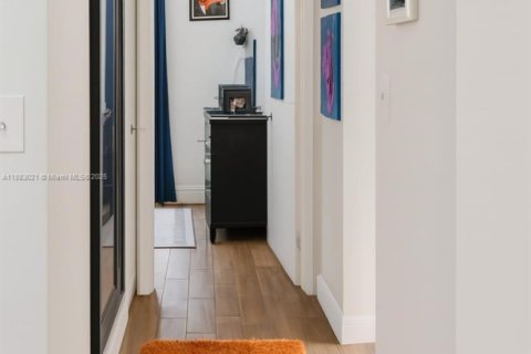 House in Lauderhill, Florida 4 bedrooms, 140.84 sq.m. № 1952265 - photo 9