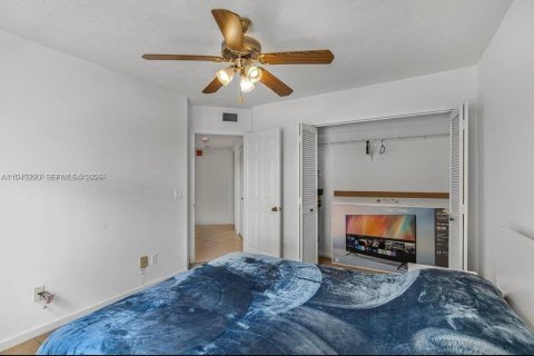 Condo in Boca Raton, Florida, 2 bedrooms  № 2002216 - photo 26