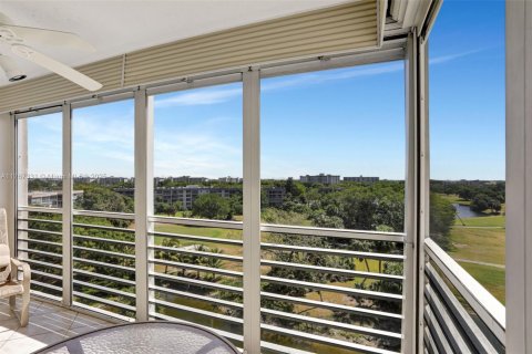 Купить кондоминиум в Помпано-Бич, Флорида 2 спальни, 112.97м2, № 2000012 - фото 18