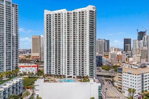 Appartement à louer à Miami, Floride: 2 chambres, 97.36 m2 № 2046307 - photo 3