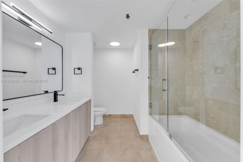 Appartement à louer à Miami, Floride: 2 chambres, 97.36 m2 № 2046307 - photo 24