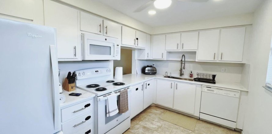 Condo in Davie, Florida, 3 bedrooms  № 2244503