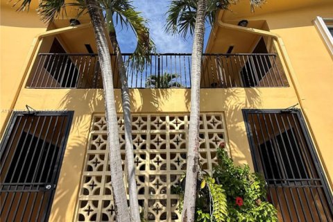 Снять в аренду кондоминиум в Холливуд, Флорида 1 спальня, 50.17м2, № 1972133 - фото 5