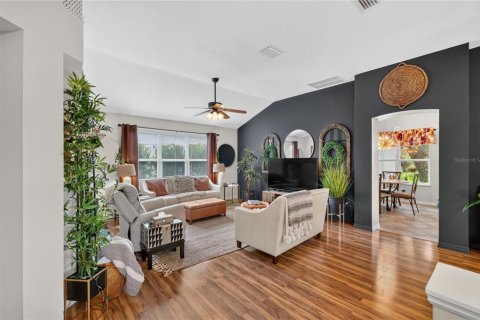 Casa en venta en Lady Lake, Florida, 2 dormitorios, 115.2 m2 № 2203746 - foto 5