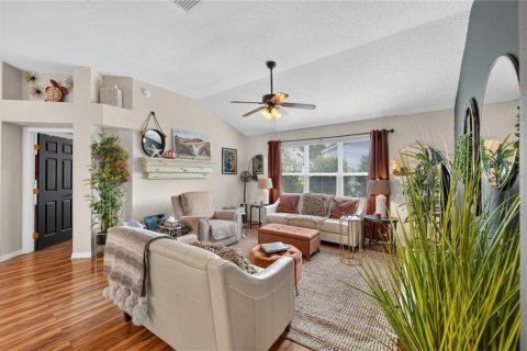Casa en venta en Lady Lake, Florida, 2 dormitorios, 115.2 m2 № 2203746 - foto 7