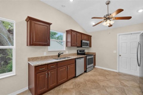 Casa en venta en Lady Lake, Florida, 2 dormitorios, 115.2 m2 № 2203746 - foto 11