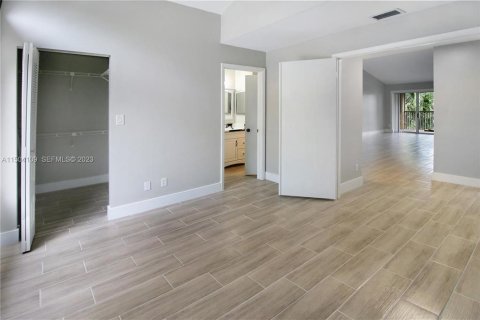 Copropriété à louer à Coral Springs, Floride: 2 chambres, 96.99 m2 № 2433928 - photo 24