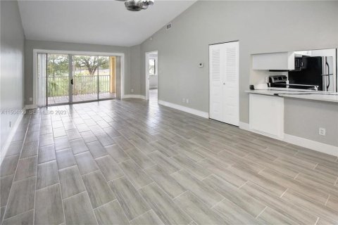 Condo à Coral Springs, Floride, 2 chambres № 2433928