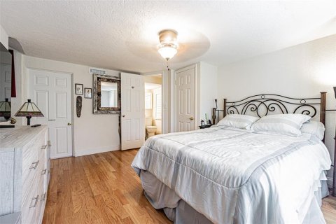 Casa en venta en Saint Petersburg, Florida, 3 dormitorios, 154.5 m2 № 2110321 - foto 21