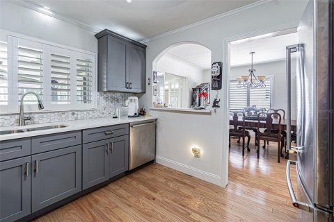 Casa en venta en Saint Petersburg, Florida, 3 dormitorios, 154.5 m2 № 2110321 - foto 10