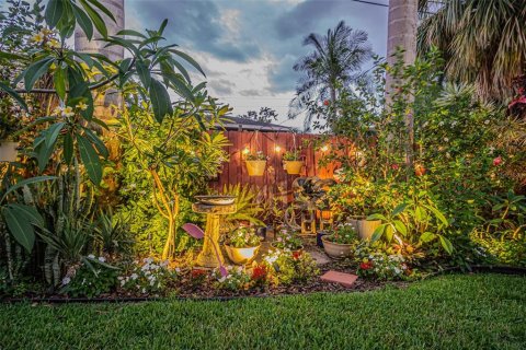 Casa en venta en Saint Petersburg, Florida, 3 dormitorios, 154.5 m2 № 2110321 - foto 27