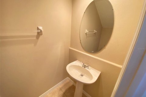 Townhouse in Orlando, Florida 4 bedrooms, 169.73 sq.m. № 2148966 - photo 15