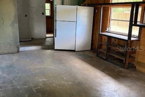 House in Spring Hill, Florida 3 bedrooms, 104.79 sq.m. № 2197064 - photo 19