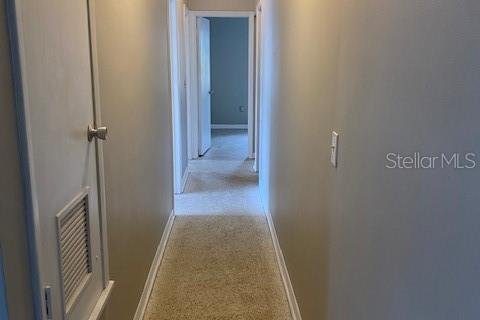 House in Spring Hill, Florida 3 bedrooms, 104.79 sq.m. № 2197064 - photo 11