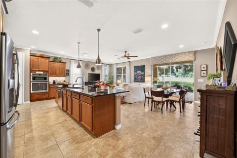 House in Ocala, Florida 2 bedrooms, 161.37 sq.m. № 2324186 - photo 14