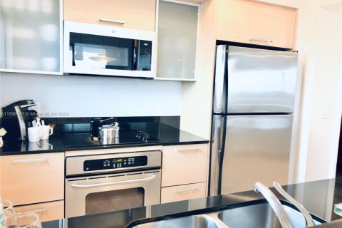 Condominio en venta en Sunny Isles Beach, Florida, 2 dormitorios, 139.07 m2 № 1979318 - foto 12