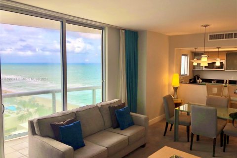 Condominio en venta en Sunny Isles Beach, Florida, 2 dormitorios, 139.07 m2 № 1979318 - foto 1