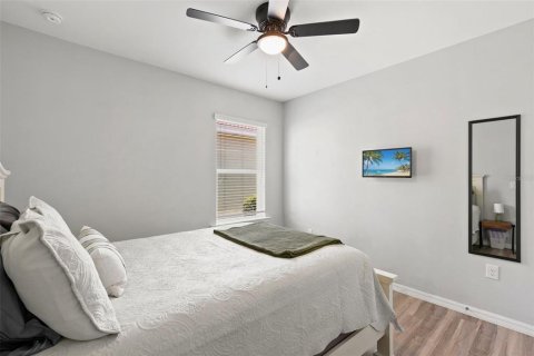 Casa en venta en Fort Myers, Florida, 4 dormitorios, 169.83 m2 № 2272789 - foto 20