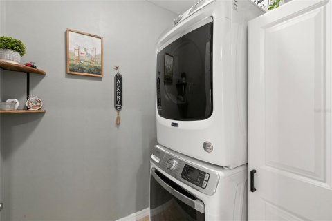 Casa en venta en Fort Myers, Florida, 4 dormitorios, 169.83 m2 № 2272789 - foto 21