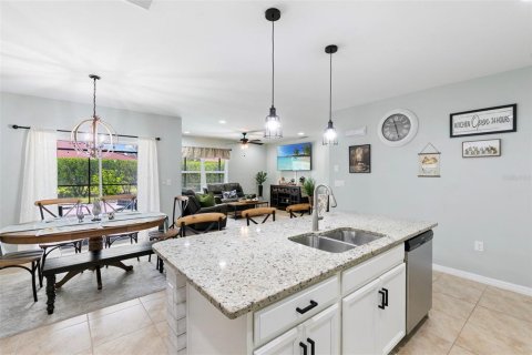 Casa en venta en Fort Myers, Florida, 4 dormitorios, 169.83 m2 № 2272789 - foto 8