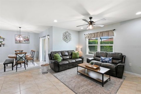 Casa en venta en Fort Myers, Florida, 4 dormitorios, 169.83 m2 № 2272789 - foto 11