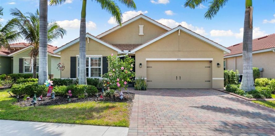 Casa en Fort Myers, Florida 4 dormitorios, 169.83 m2 № 2272789