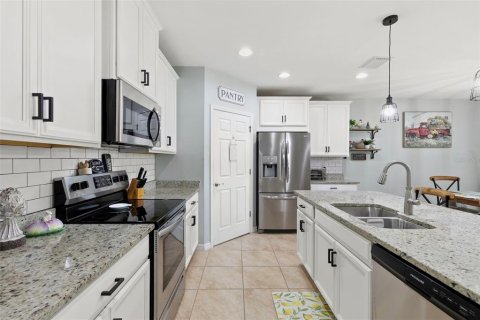 Casa en venta en Fort Myers, Florida, 4 dormitorios, 169.83 m2 № 2272789 - foto 6