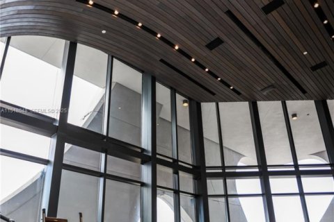 Купить кондоминиум в Майами, Флорида 5 спален, 854.7м2, № 2039006 - фото 20