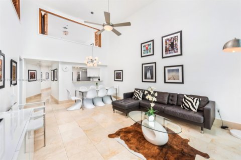 Copropriété à vendre à Miami Beach, Floride: 3 chambres, 137.68 m2 № 1940651 - photo 27