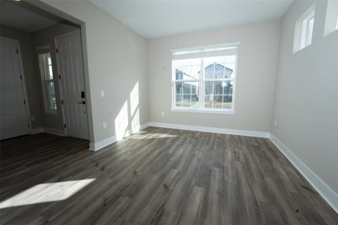 House in Winter Garden, Florida 3 bedrooms, 204.94 sq.m. № 2427599 - photo 10
