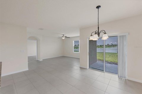 Villa ou maison à louer à Sarasota, Floride: 4 chambres, 170.85 m2 № 1789235 - photo 12
