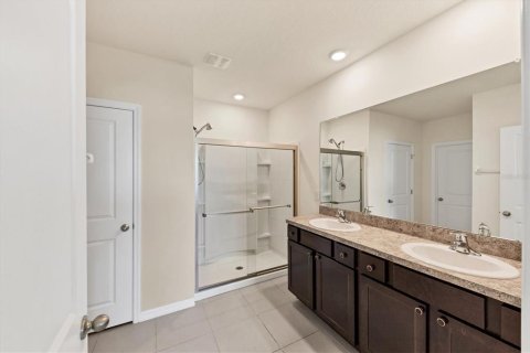 Villa ou maison à louer à Sarasota, Floride: 4 chambres, 170.85 m2 № 1789235 - photo 17
