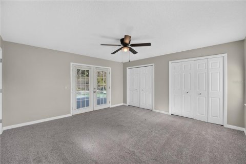 House in Lady Lake, Florida 4 bedrooms, 233.18 sq.m. № 2354746 - photo 22
