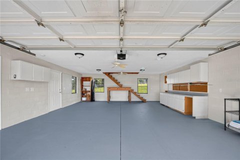 House in Lady Lake, Florida 4 bedrooms, 233.18 sq.m. № 2354746 - photo 26