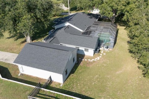 House in Lady Lake, Florida 4 bedrooms, 233.18 sq.m. № 2354746 - photo 6