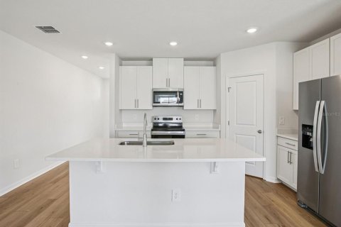 Villa ou maison à vendre à Zephyrhills, Floride: 4 chambres, 232.53 m2 № 2149791 - photo 9