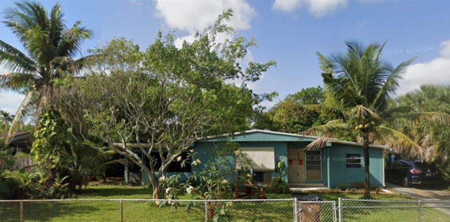 Casa en Deerfield Beach, Florida 3 dormitorios, 101.45 m2 № 2057599