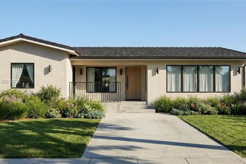 Casa en Miami Shores, Florida 2 dormitorios, 189.33 m2 № 2357631
