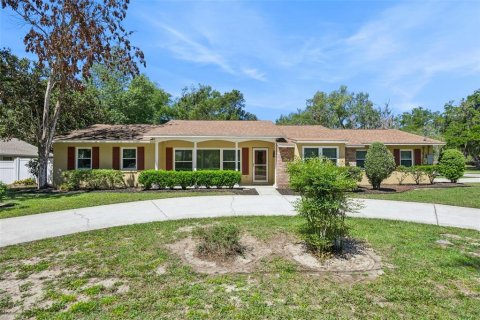 House in Umatilla, Florida 3 bedrooms, 154.4 sq.m. № 2207596