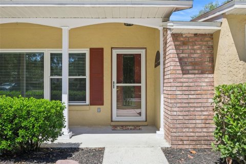 Купить виллу или дом в Уматилла, Флорида 6 комнат, 154.4м2, № 2207596 - фото 23