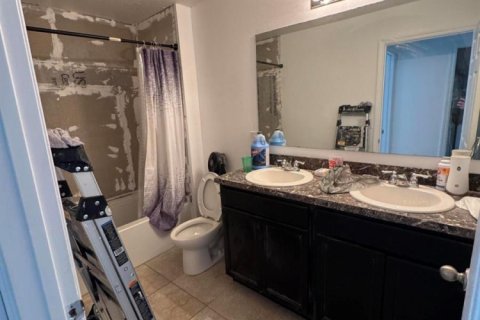 Villa ou maison à vendre à Port St. Lucie, Floride: 4 chambres, 185.99 m2 № 2077864 - photo 9