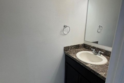 Villa ou maison à vendre à Port St. Lucie, Floride: 4 chambres, 185.99 m2 № 2077864 - photo 5