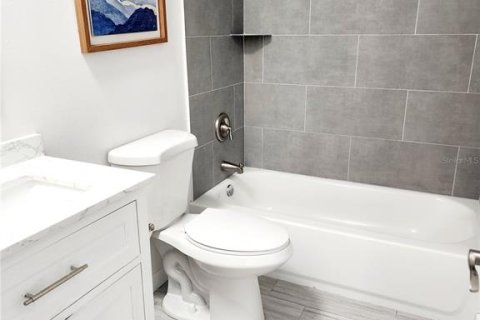 Condominio en venta en Punta Gorda, Florida, 2 dormitorios, 92.81 m2 № 1907837 - foto 12