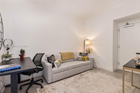 Condominio en alquiler en Miami, Florida, 2 dormitorios, 119.19 m2 № 2056688 - foto 14