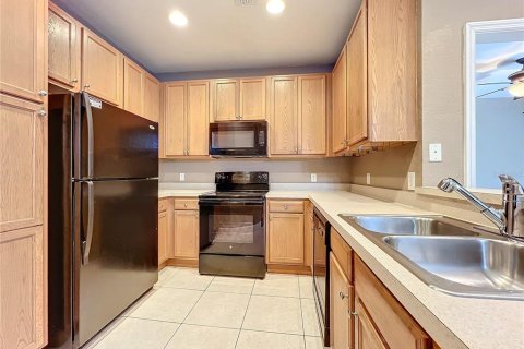 Townhouse in Orlando, Florida 3 bedrooms, 135.36 sq.m. № 2377538 - photo 14