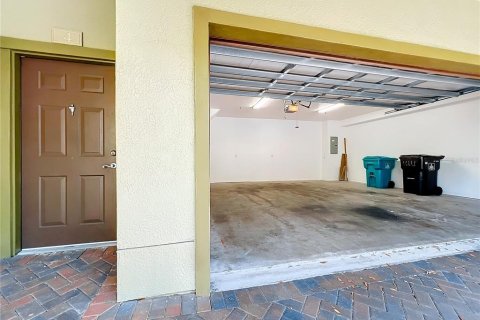 Townhouse in Orlando, Florida 3 bedrooms, 135.36 sq.m. № 2377538 - photo 3