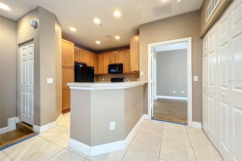 Townhouse in Orlando, Florida 3 bedrooms, 135.36 sq.m. № 2377538 - photo 24